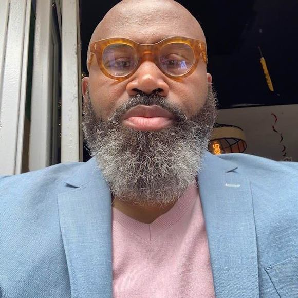 Meet your Posher, Jonathan - Picture 1 of 1